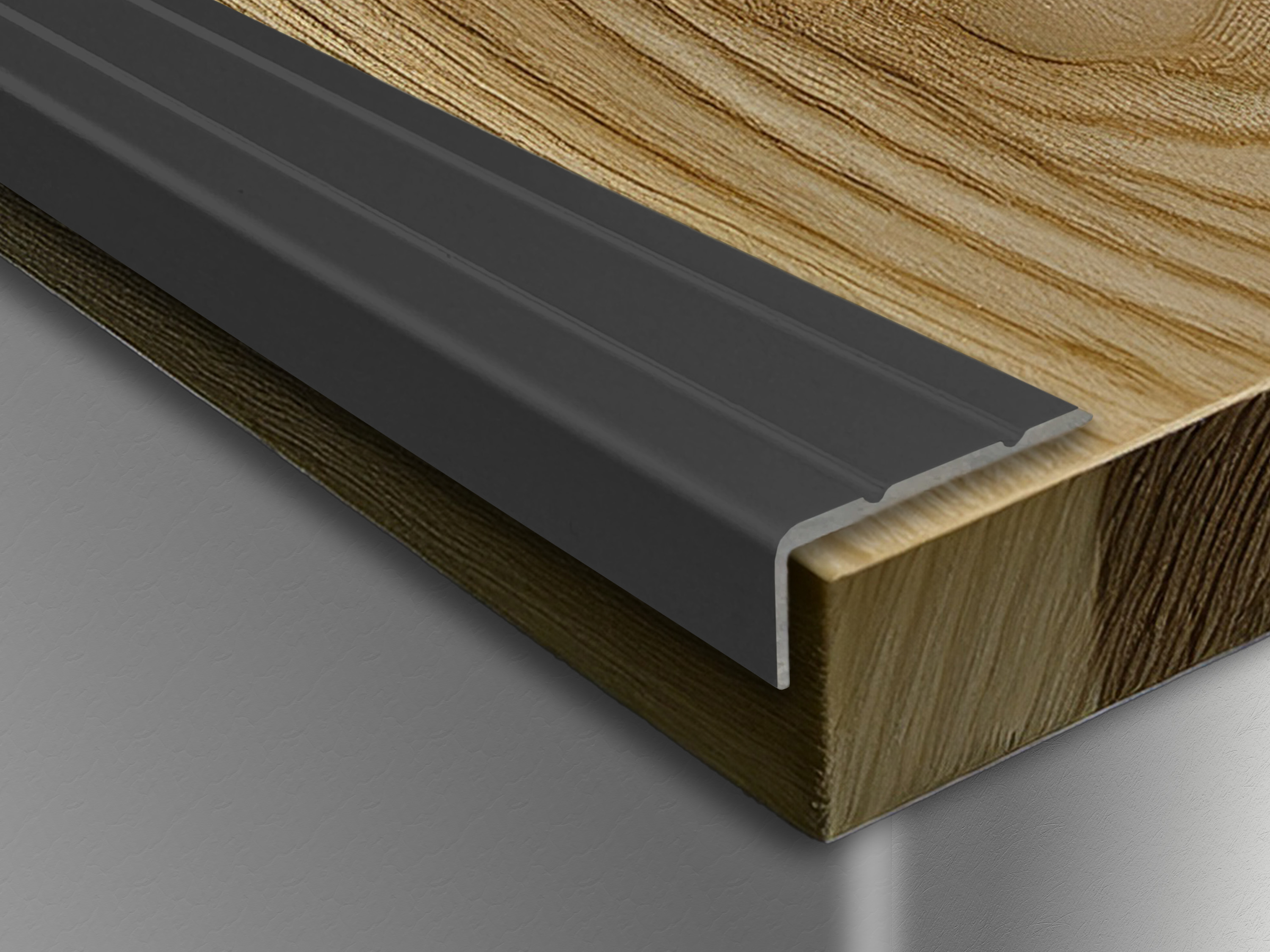ufitec® Winkelprofil / Treppenkantenprofil  - selbstklebend - 24 x 10 mm -  Alu eloxiert