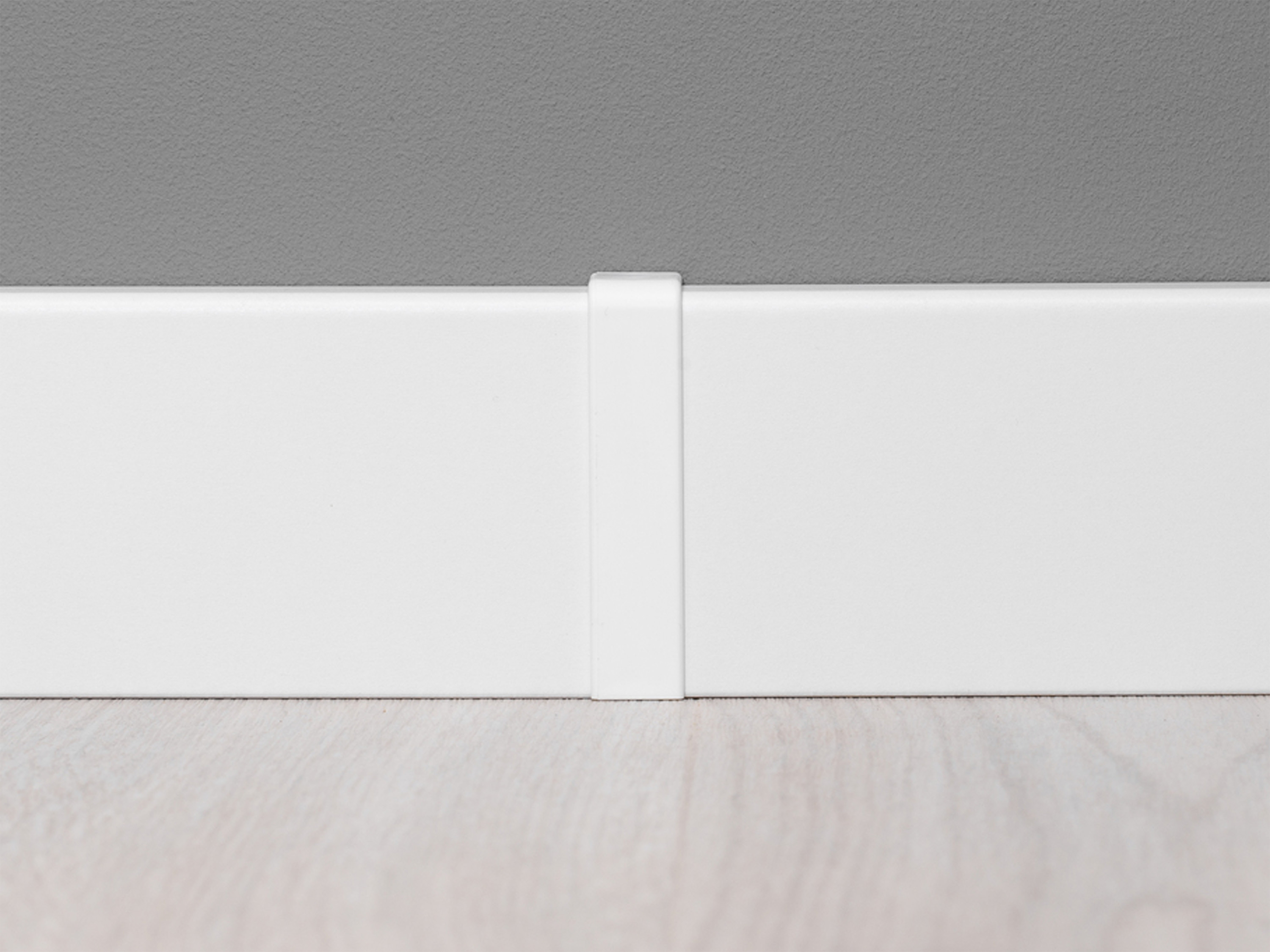 Aussenecke Innenecke Endstück und Verbinder für TRECOR® CUBE Sockelleisten 16 x 58 mm
