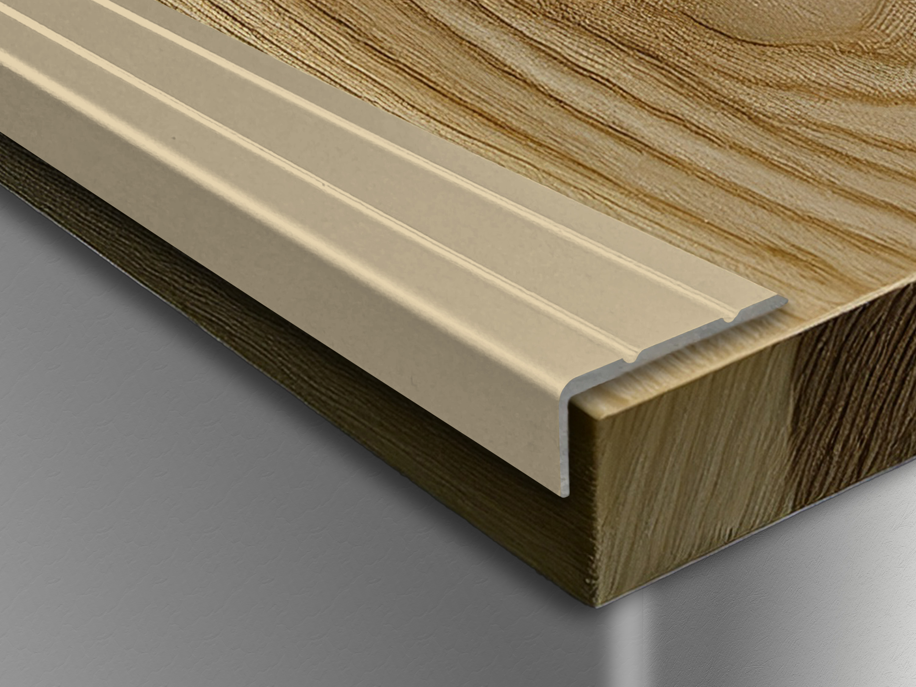 ufitec® Winkelprofil / Treppenkantenprofil  - selbstklebend - 24 x 10 mm -  Alu eloxiert