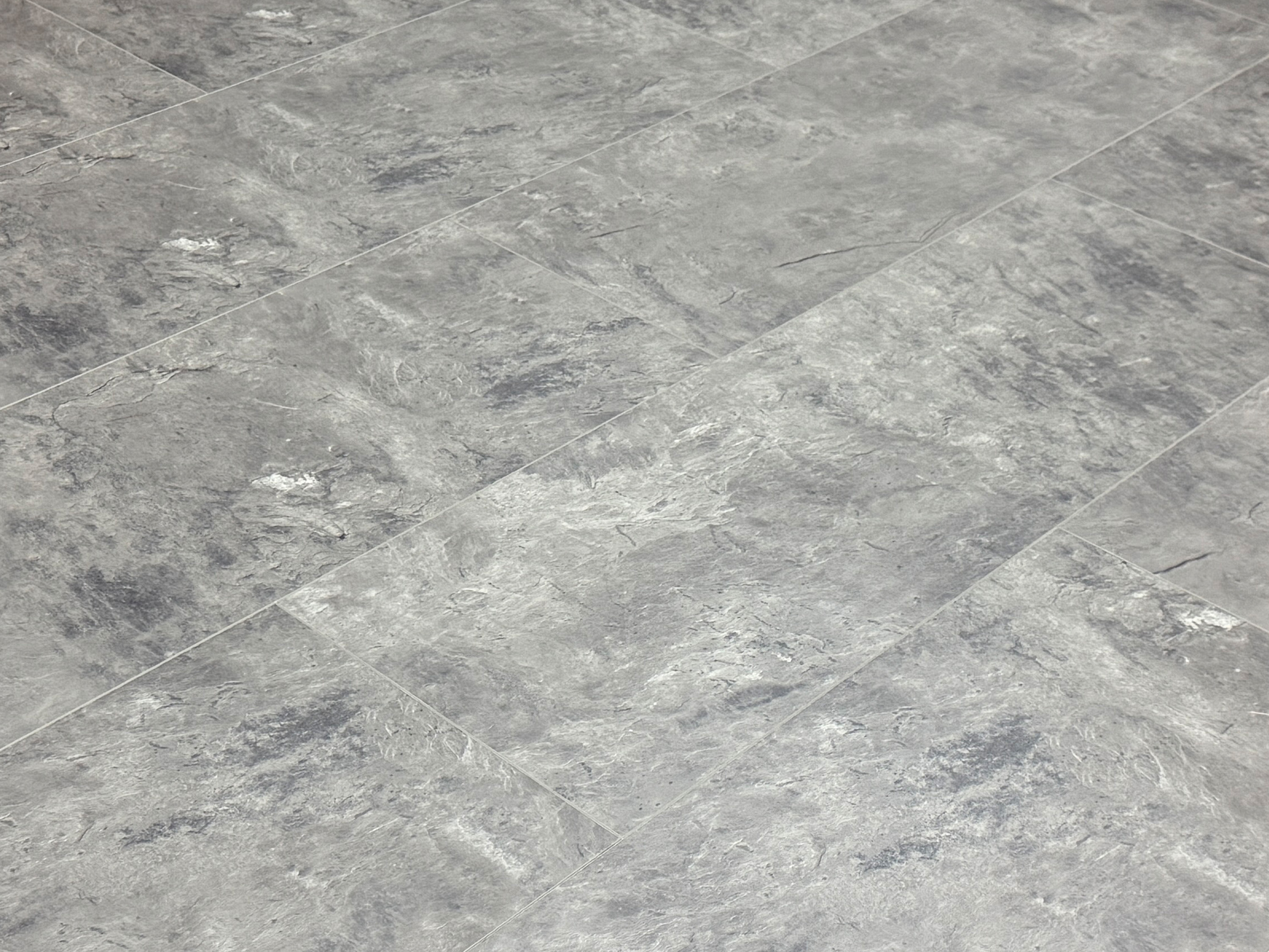 Klick Vinylboden Loft Grey Fliesendekor SPC Klickvinyl 5 mm stark mit Trittschalldämmung - farbige V4 Fuge