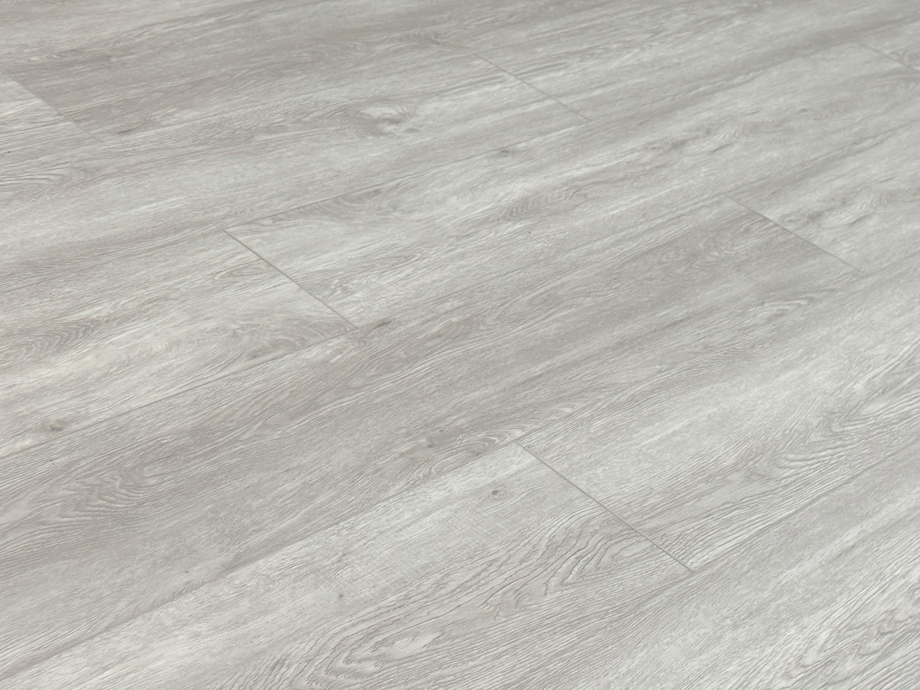 Vinylboden Rigid SPC Trend Oak White 5G Klicksystem 6,0 mm, V4 Fuge, inkl. 1 mm Trittschalldämmung