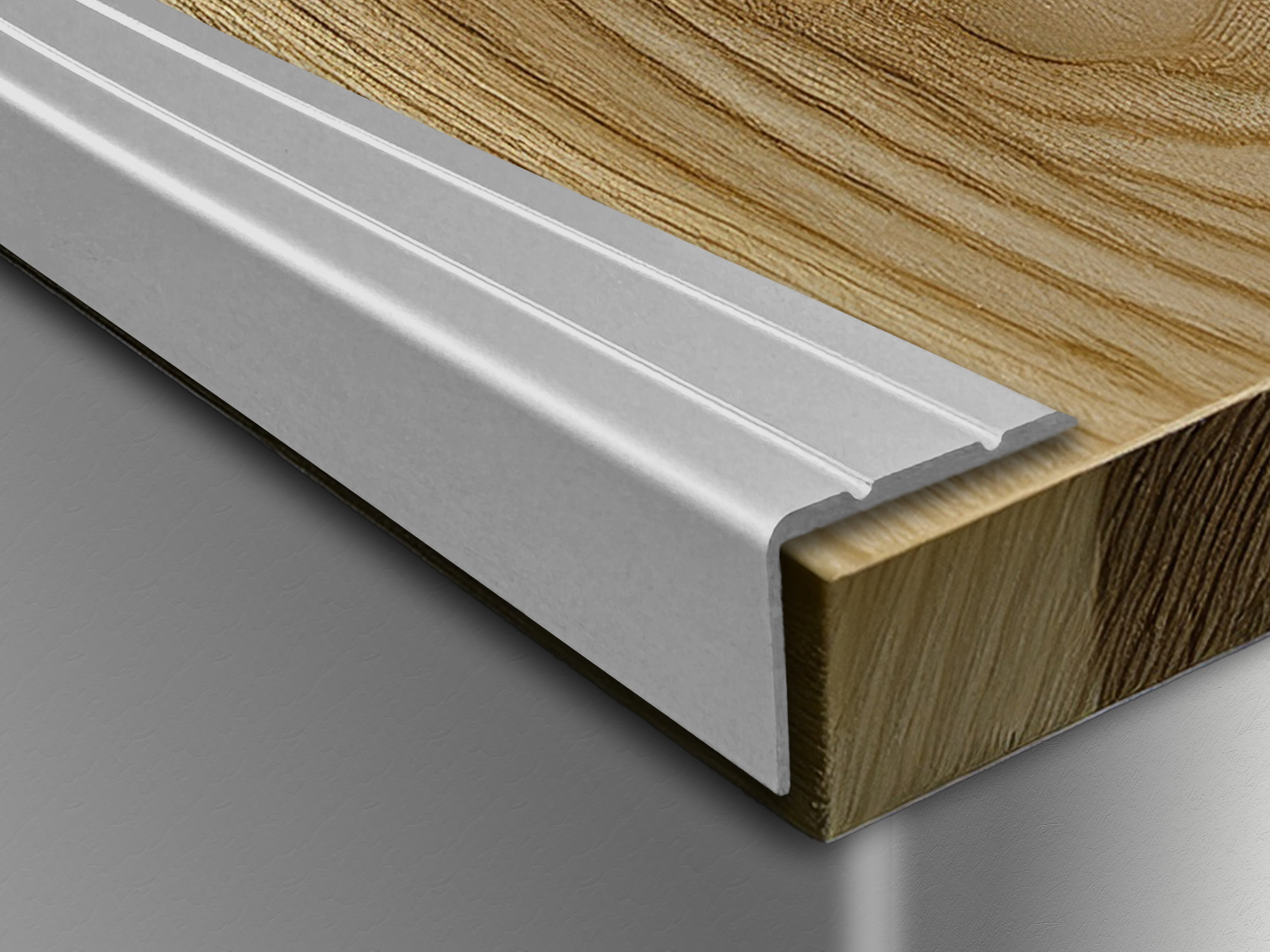 ufitec® Winkelprofil / Treppenkantenprofil  - selbstklebend - 24 x 15 mm -  Alu eloxiert