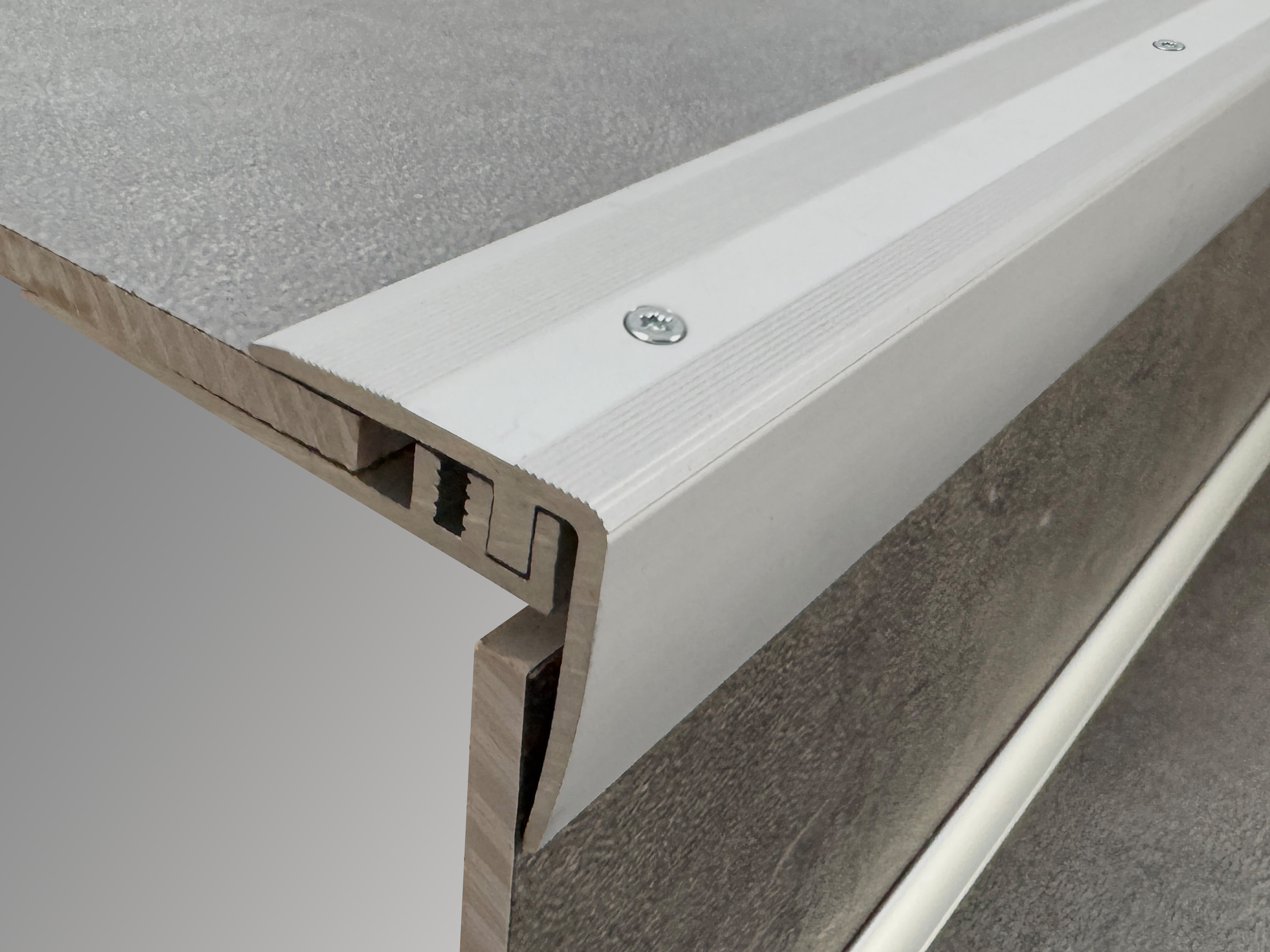 ufitec® Treppenkantenprofil - TPL PROFI smart - Belagshöhen 5-10 - Sichtkante: 28 mm, Nase: 27 mm