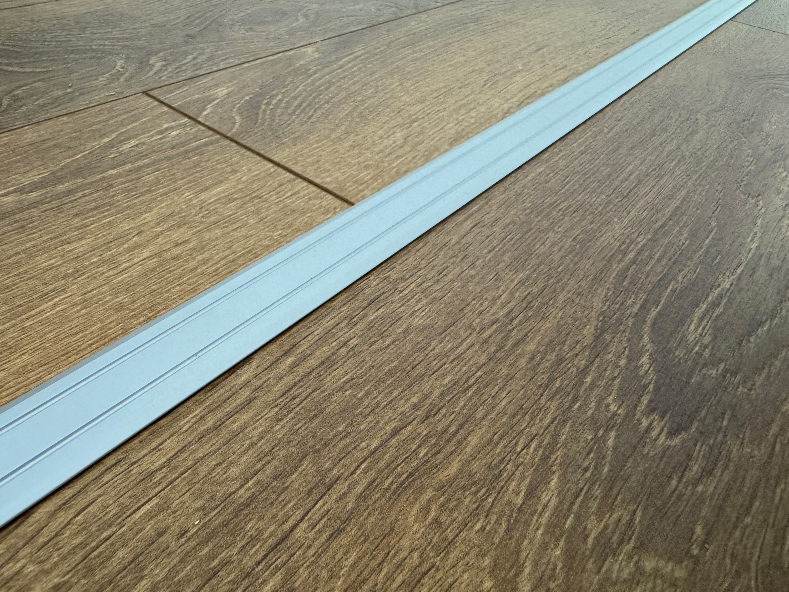 Übergangsprofil selbstklebend 24 mm - Silber 270 cm